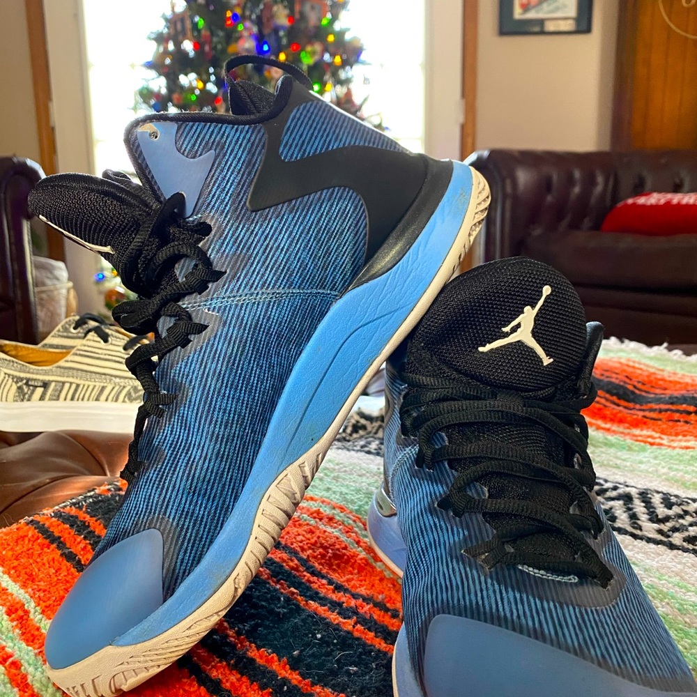 men’s sz 8 Flight Plate Jordan’s